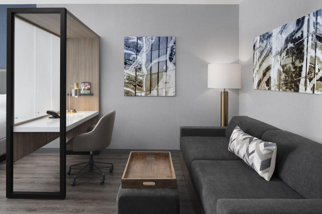 Springhill Suites By Marriott Tuckahoe  Exterior foto